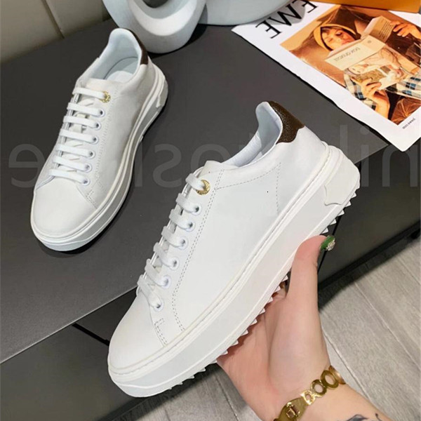 s Italy Time Out Sneaker Low top Casual Shoes Women Treaded Rubber Outsole Printed Calf Leather Classic Trainers RKYF, Color 01
s Italy Time Out Sneaker Low top Casual Shoes Women Treaded Rubber Outsole Printed Calf Leather Classic Trainers RKYF, Color 01