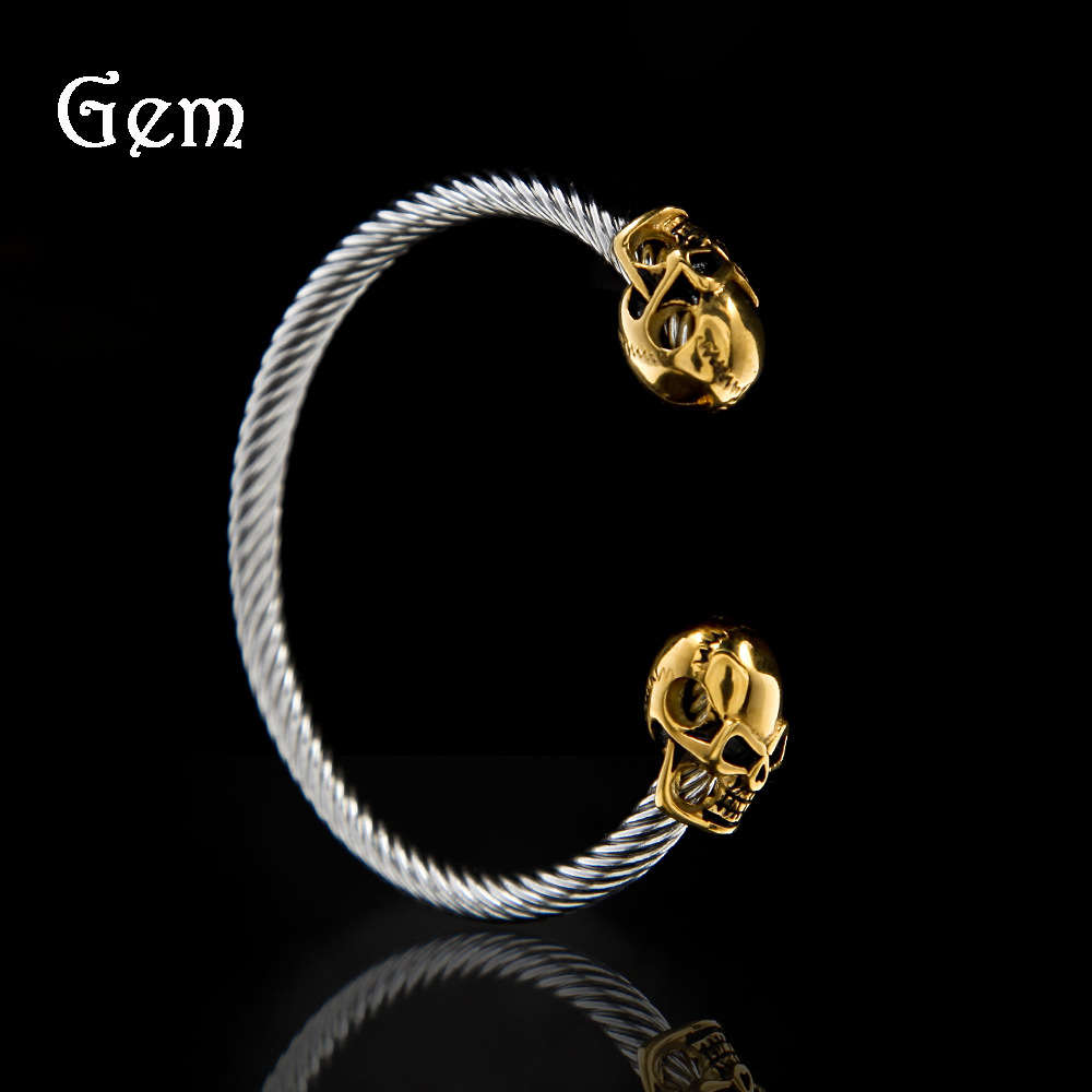 Hip hop Cool Skull Bracelet hiphop exquisite stainless steel bracelet men's and women's fashion accessories
Hip hop Cool Skull Bracelet hiphop exquisite stainless steel bracelet men's and women's fashion accessories