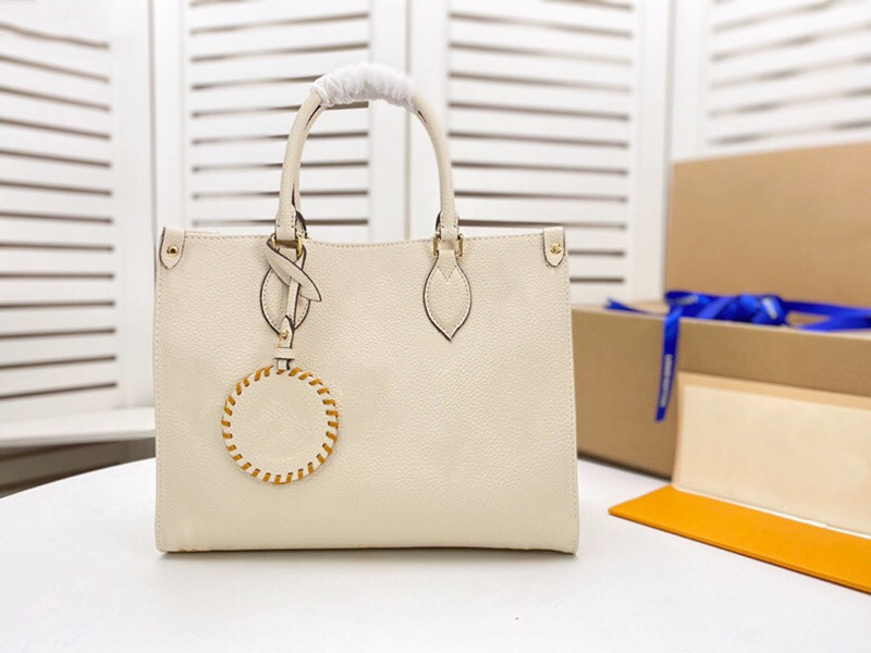 Classic luxury decoration leather handbag capaag hand bag soft city in large shopping blarge capacity shoulder purse diamond lattice women handbags A, This specifications don't shipment
Classic luxury decoration leather handbag capaag hand bag soft city in large shopping blarge capacity shoulder purse diamond lattice women handbags A, This specifications don't shipment
