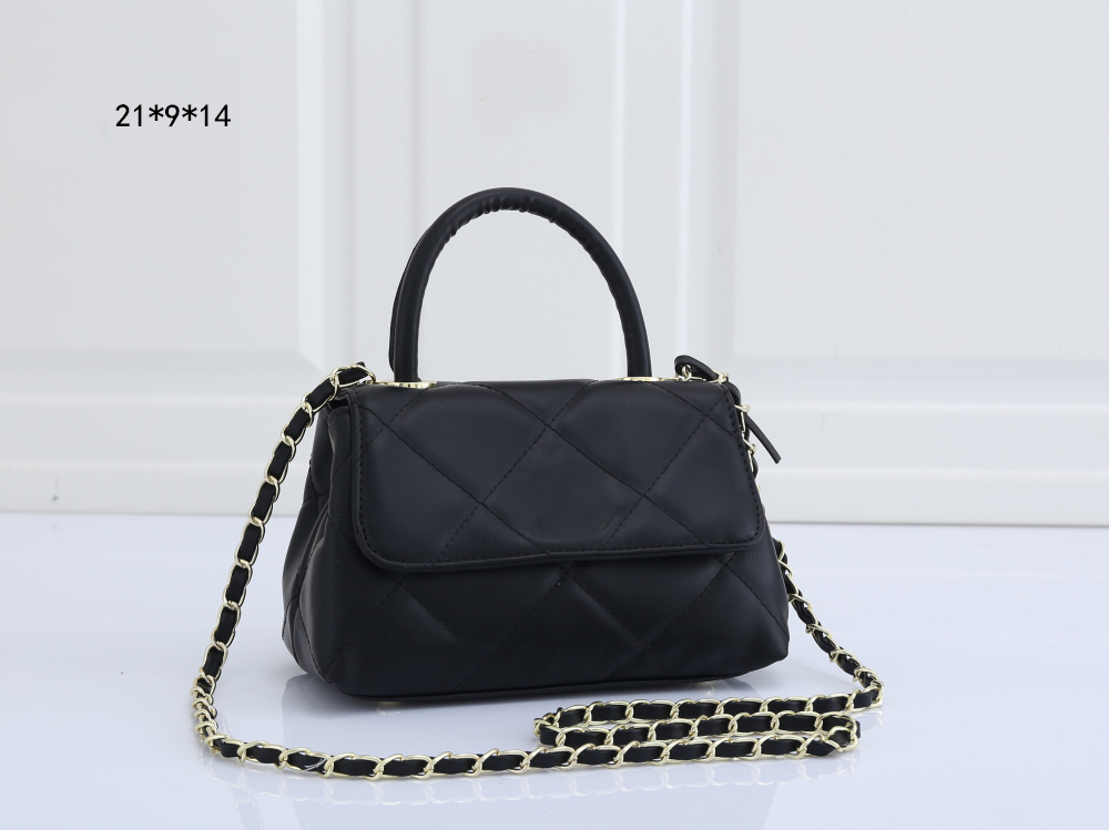 Designer tote Handbags square fat LOULOU chain Totes real leather womens bag large-capacity shoulder bags high quality quilted messenger, Black
Designer tote Handbags square fat LOULOU chain Totes real leather womens bag large-capacity shoulder bags high quality quilted messenger, Black