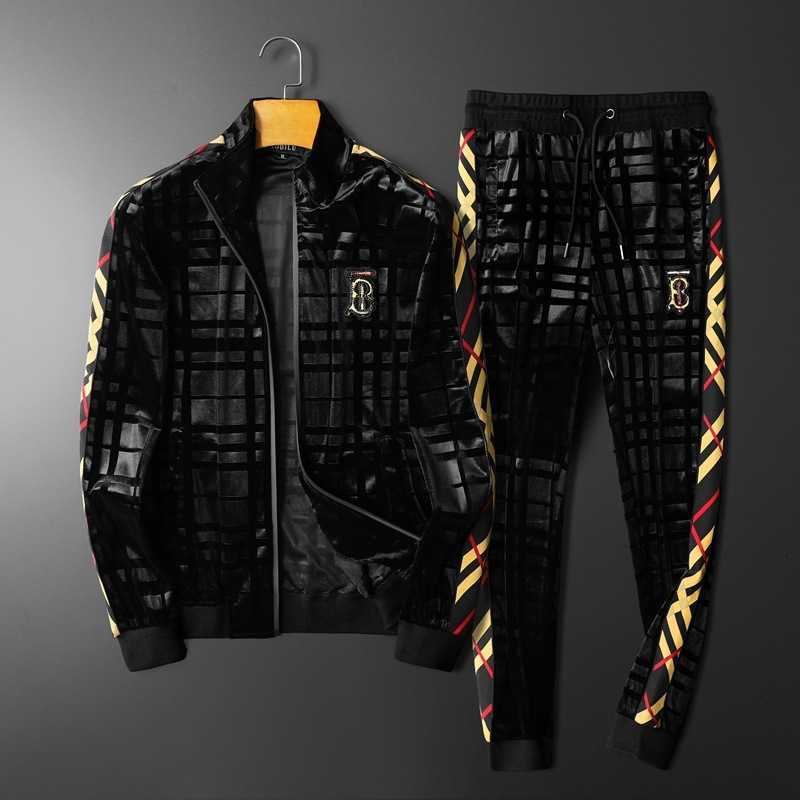 2021 autumn new long sleeve suit European fashion brand Men's Tracksuits Korean velvet leisure suit two-piece set, Black
2021 autumn new long sleeve suit European fashion brand Men's Tracksuits Korean velvet leisure suit two-piece set, Black
