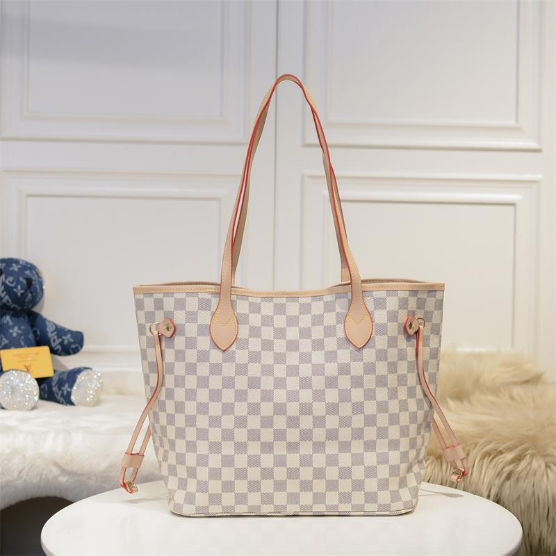 luxury women's bags designer leather handbags Ladies wallet popular Branded High quality Women shoulder bag 32CM Color mixing Female Totes bag
luxury women's bags designer leather handbags Ladies wallet popular Branded High quality Women shoulder bag 32CM Color mixing Female Totes bag