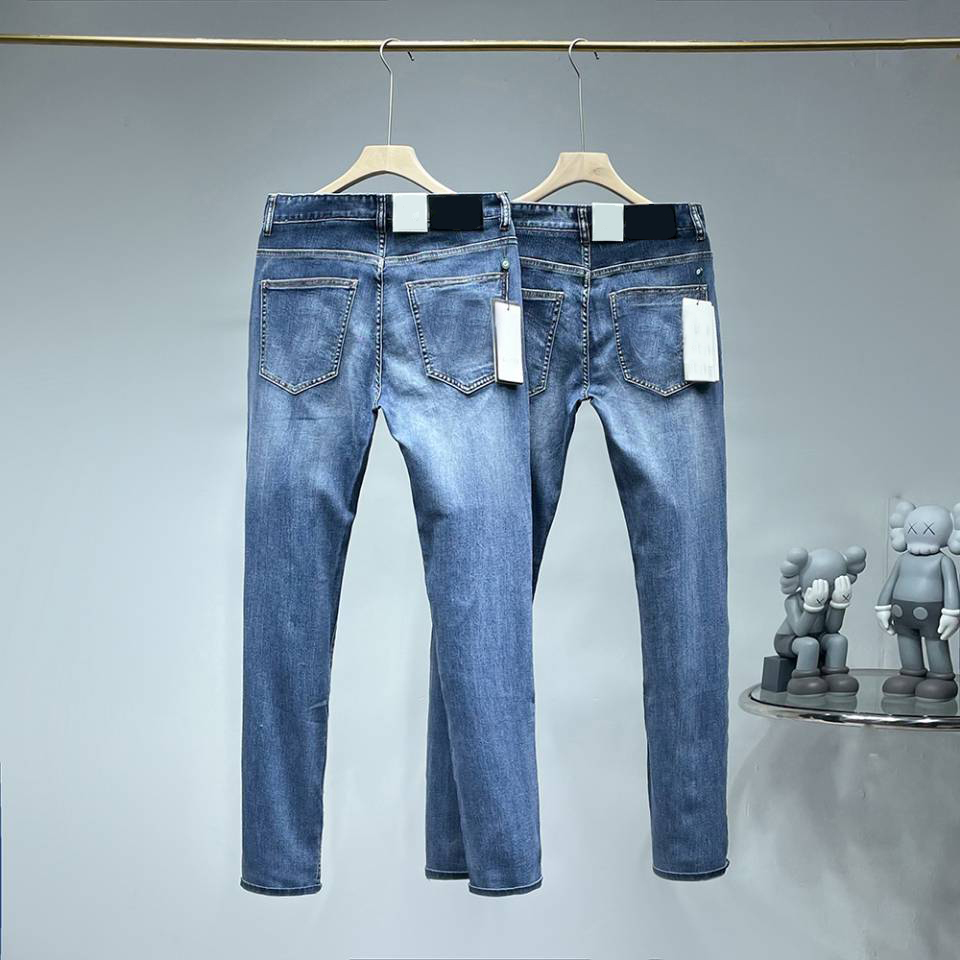 21ss man jeans new casual designer trousers Imported high quality washed denim stretch fabric Breathable and comfortable suit pants, Blue
21ss man jeans new casual designer trousers Imported high quality washed denim stretch fabric Breathable and comfortable suit pants, Blue