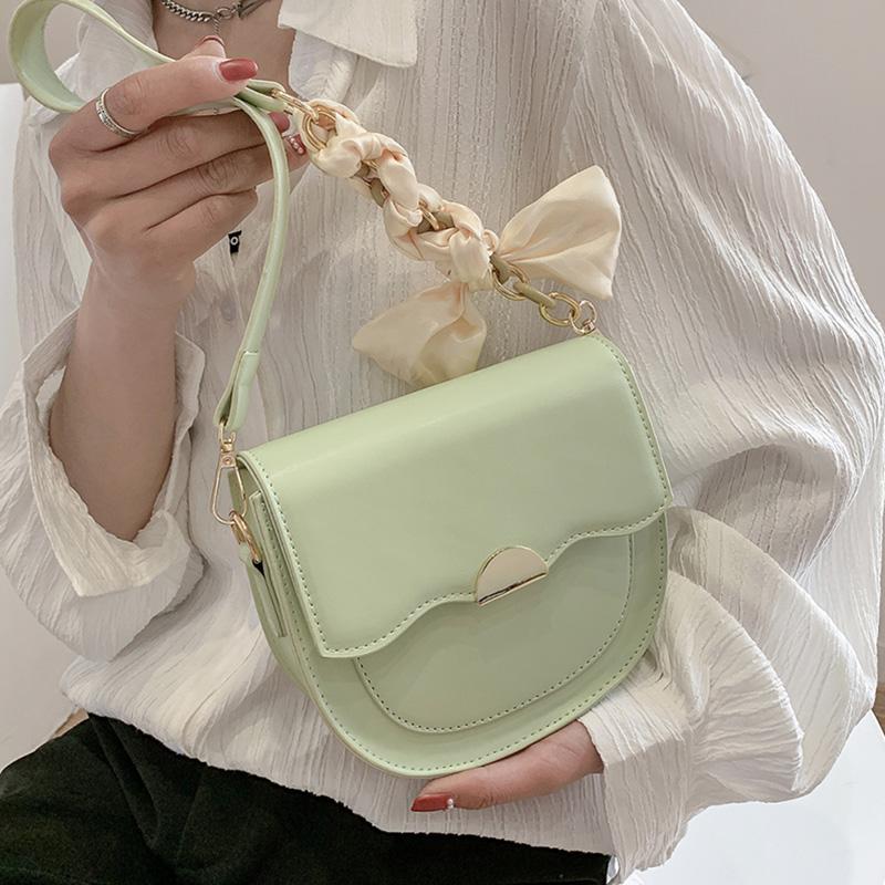 Evening Bags Luxury Designer Women Green Yellow Chain Saddle PU Leather Handbags And Purses Chic Pouch Shoulder Clutch Party, Black
Evening Bags Luxury Designer Women Green Yellow Chain Saddle PU Leather Handbags And Purses Chic Pouch Shoulder Clutch Party, Black