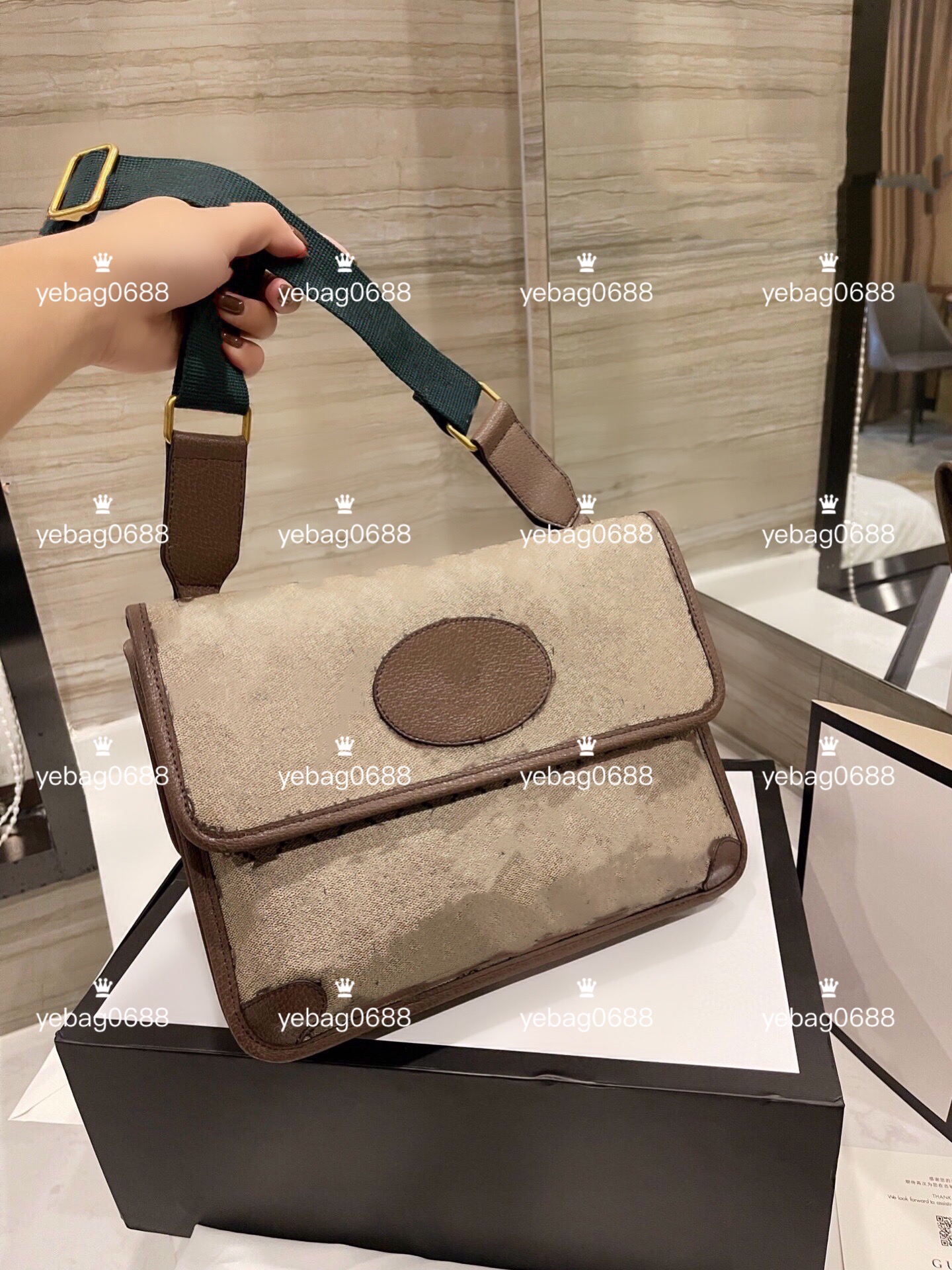 luxury Designer Waist Bag ophidia Double sided tiger head Inclined Shoulder BagSatchel Fashion High Quality handbag, 11111
luxury Designer Waist Bag ophidia Double sided tiger head Inclined Shoulder BagSatchel Fashion High Quality handbag, 11111