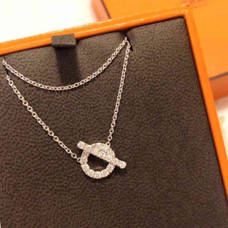 High Version 925 Sterling Silver Pig Nose Fashion Necklace Small q Letter Rose Gold Full Diamond Clavicle Chain Simple Temperament