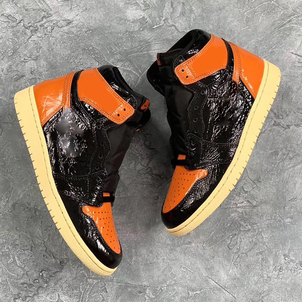 2021 High Quality Jumpman Women's Basketball Shoes Men's 1 S Shattered Backboard 3.0 Outdoor Sports, Yellow
2021 High Quality Jumpman Women's Basketball Shoes Men's 1 S Shattered Backboard 3.0 Outdoor Sports, Yellow