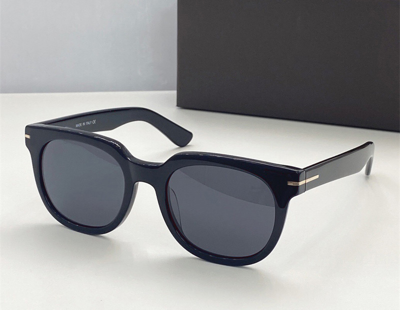 Fashion vintage designer 0211 sunglasses for men classic square shape glasses summer Outdoor business wild style Anti-Ultraviolet protection come with box
Fashion vintage designer 0211 sunglasses for men classic square shape glasses summer Outdoor business wild style Anti-Ultraviolet protection come with box