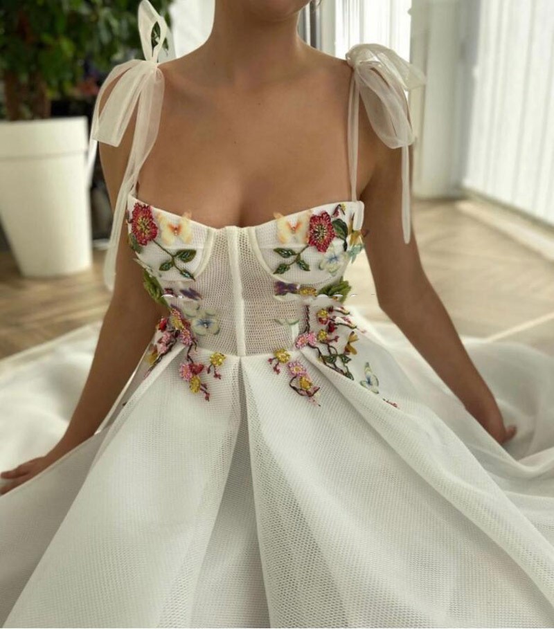 Vintage Short Ivory Prom Dresses Appliques 3D Floral Lace A-Line Tea Length Homecoming Dress Spaghetti Sweetheart Tulle Evening Party Gowns