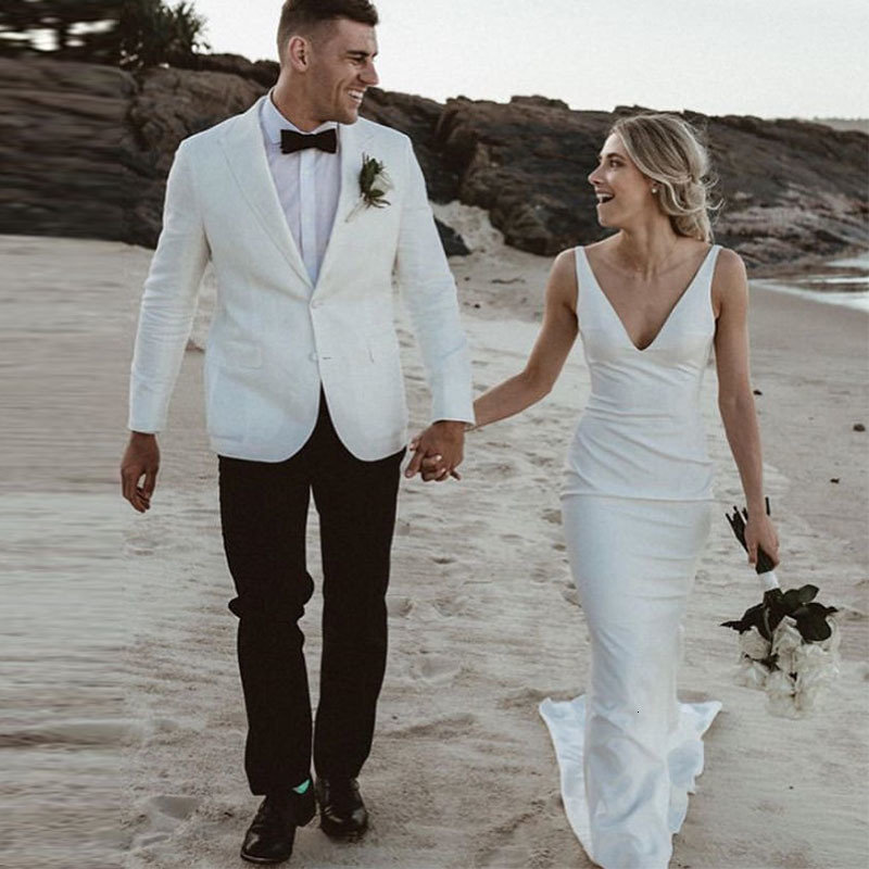 2021 New Sexy Beach V-neck Wedding Es Sleeveless Mermaid Style White Ivory Satin Bridal Vestido De Noiva Backless Robe Mariee 6qzd, Black
2021 New Sexy Beach V-neck Wedding Es Sleeveless Mermaid Style White Ivory Satin Bridal Vestido De Noiva Backless Robe Mariee 6qzd, Black