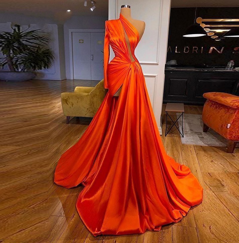 New Fashion One Shoulder Orange Woman Satin Evening 2021 Sexy Long Prom Party Gown Vestido De Fiesta Gala Customed Vn0d, Gold
New Fashion One Shoulder Orange Woman Satin Evening 2021 Sexy Long Prom Party Gown Vestido De Fiesta Gala Customed Vn0d, Gold