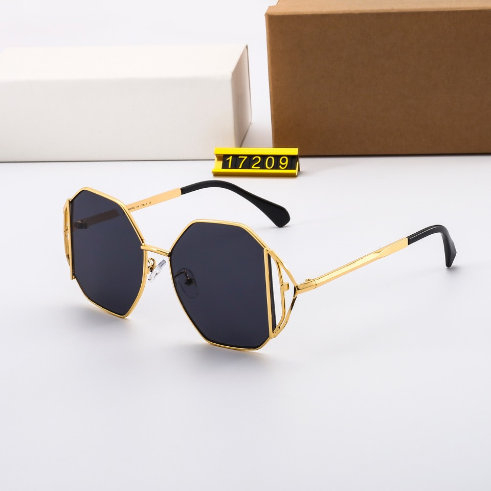 Luxury 2021 Brand Polarized Designer Sunglasses Men Women Pilot UV400 Eyewear Metal Frame Polaroid Lens Sun Glasses Top Quality Come With Package, White;black
Luxury 2021 Brand Polarized Designer Sunglasses Men Women Pilot UV400 Eyewear Metal Frame Polaroid Lens Sun Glasses Top Quality Come With Package, White;black