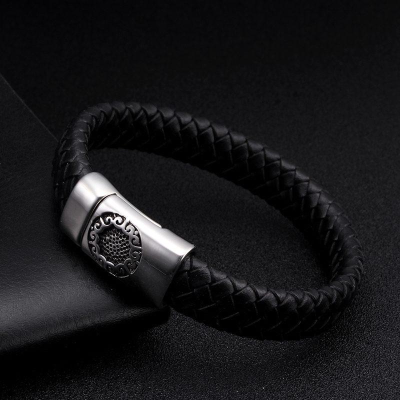 Charm Bracelets Vintage Pattern Men Male Sporty Genuine Leather Unique Craft Stainless Steel Magnet Buckle Cuff Bangles
Charm Bracelets Vintage Pattern Men Male Sporty Genuine Leather Unique Craft Stainless Steel Magnet Buckle Cuff Bangles