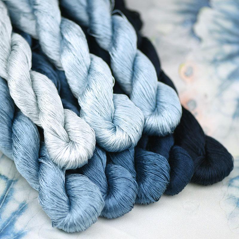 1pcs/400m silk embroidery thread / 100% silk thread /hand embroidery embroider cross stitch/Prussian blue/8 pure colors
1pcs/400m silk embroidery thread / 100% silk thread /hand embroidery embroider cross stitch/Prussian blue/8 pure colors