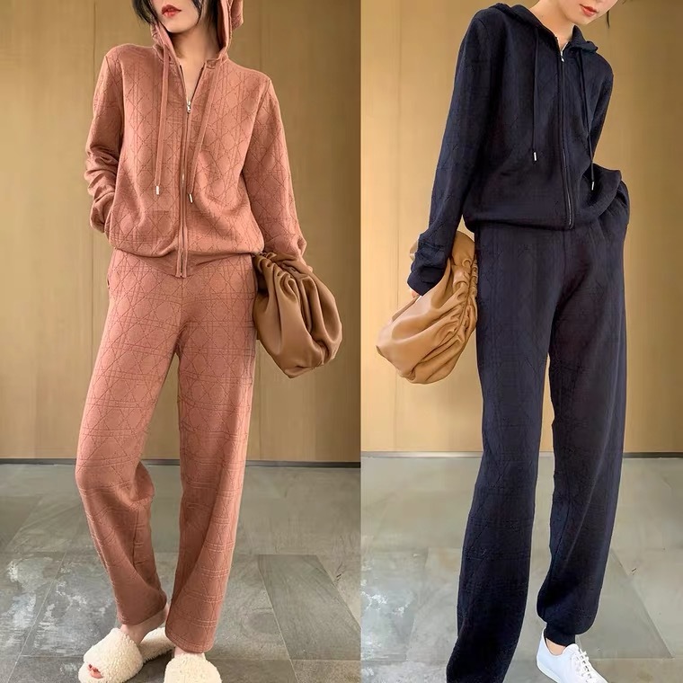 Autumn and winter French gentle wind diamond plaid hooded casual knitted 2-piece harem pants sweater set 210525, Blue
Autumn and winter French gentle wind diamond plaid hooded casual knitted 2-piece harem pants sweater set 210525, Blue