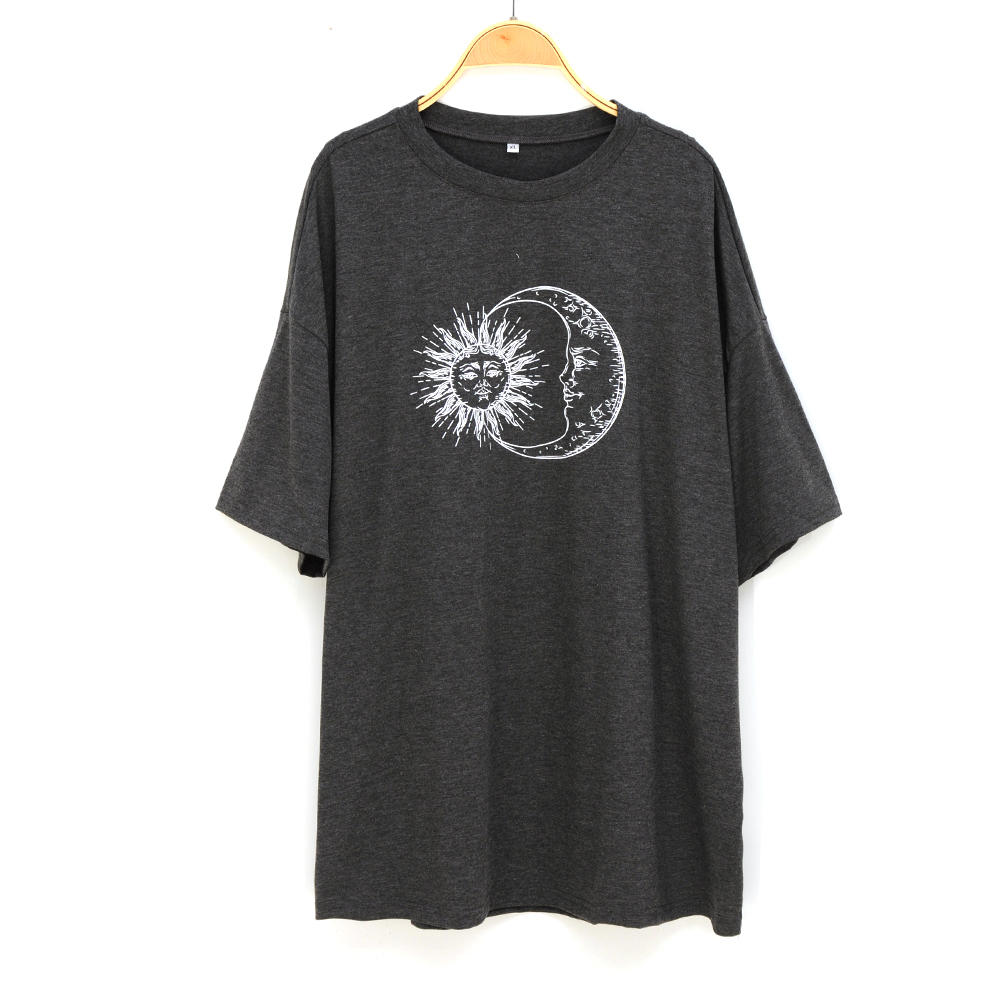 Women Fashion Casual Sun Moon Print Loose Short Sleeve Long T-shirt Ins Vintage Women Summer Oversize Tee Shirts Tops 210306