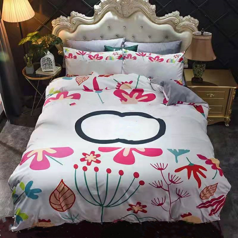 4pcs Bedding Sets Cotton Size Paris Designer Quilt Cover Sets Pillow Cases Bedding Sheet Duvet Cover Soft Comforter Cover
4pcs Bedding Sets Cotton Size Paris Designer Quilt Cover Sets Pillow Cases Bedding Sheet Duvet Cover Soft Comforter Cover
