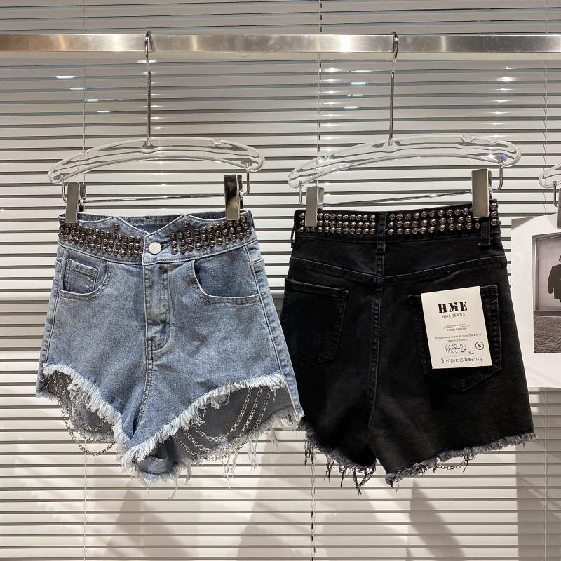 Spring Arrivals Solid Color Nature Waist Rivet Bead Hem Tassel Chain Raw With Button Denim Shorts MZ399 210525, Blue
Spring Arrivals Solid Color Nature Waist Rivet Bead Hem Tassel Chain Raw With Button Denim Shorts MZ399 210525, Blue