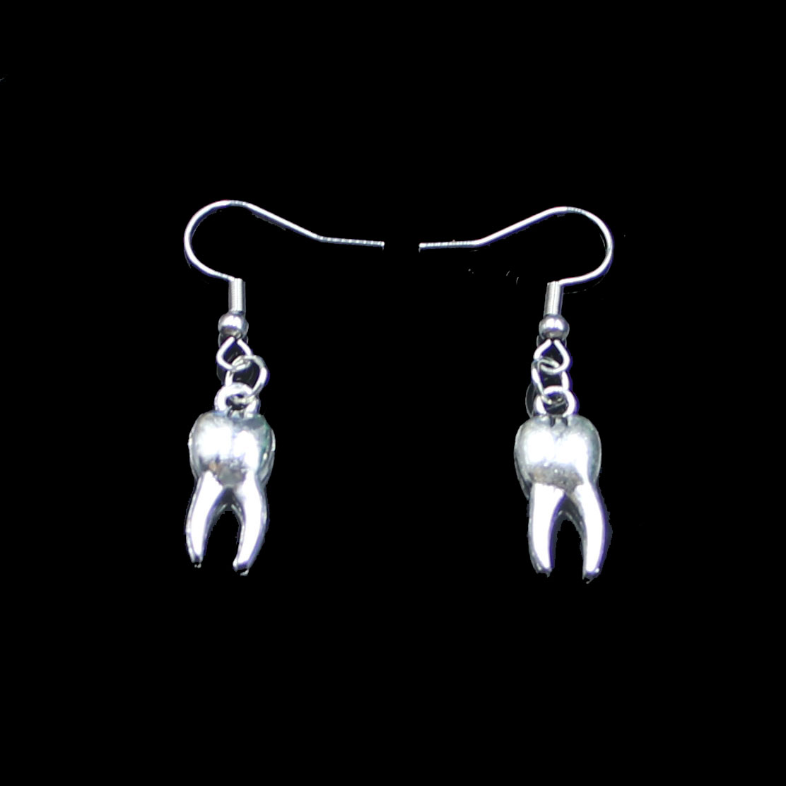 New Fashion Handmade 20*8mm Zombie Tooth Teeth Molar Earrings Stainless Steel Ear Hook Retro Small Object Jewelry Simple Design For Women Girl Gifts
New Fashion Handmade 20*8mm Zombie Tooth Teeth Molar Earrings Stainless Steel Ear Hook Retro Small Object Jewelry Simple Design For Women Girl Gifts