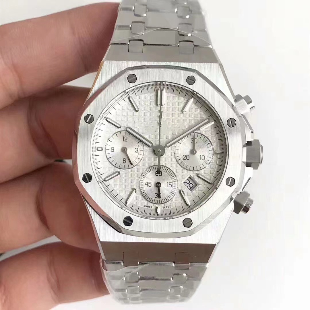 BF 26331OR chronotype watch size 41 mm with 7750 movement sapphire glass mirror 316 fine steel case brushed polishing processing, Slivery;golden
BF 26331OR chronotype watch size 41 mm with 7750 movement sapphire glass mirror 316 fine steel case brushed polishing processing, Slivery;golden