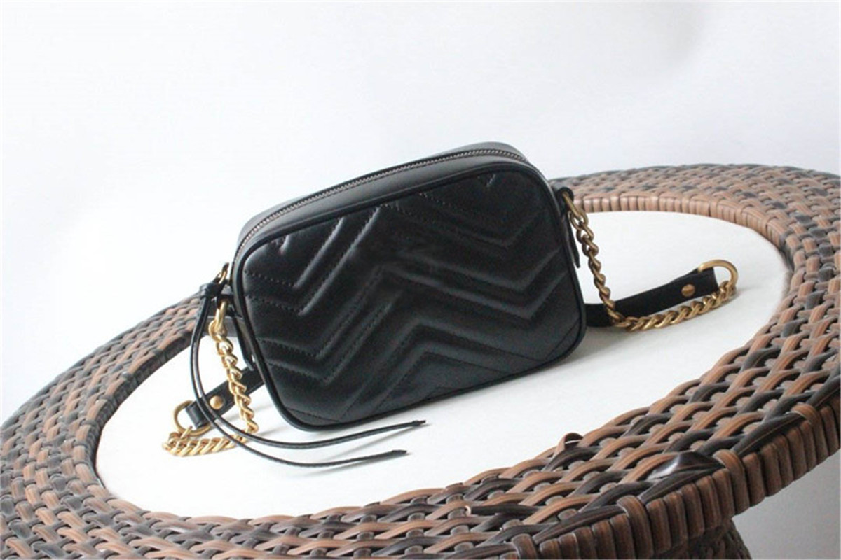 Designer Bags Leather Tote Bag Black Quilted Matelasse Chain Straps Mini Dusty Shoulder Bag Camera Bag Zipper Women Party Smaller Bags, Don´t pay it
Designer Bags Leather Tote Bag Black Quilted Matelasse Chain Straps Mini Dusty Shoulder Bag Camera Bag Zipper Women Party Smaller Bags, Don´t pay it
