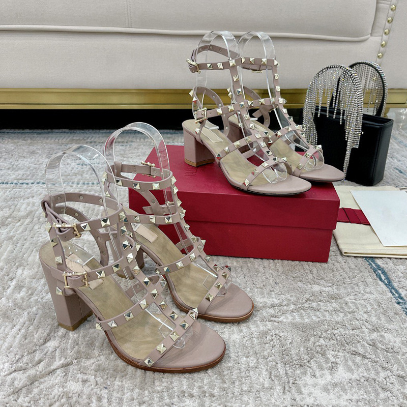 Top Quality European Style Sandals Imported Leather Rivet Women Shoes Designer Has Tag Female Slippers Womens Fashion Hhigh Heels XX-0234, Blue
Top Quality European Style Sandals Imported Leather Rivet Women Shoes Designer Has Tag Female Slippers Womens Fashion Hhigh Heels XX-0234, Blue