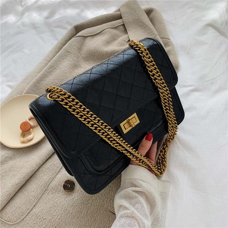 PU Leather Crossbody Bags For Women 2021 Fashion Lingge Chain Shoulder Messenger Bag Lady Travel Luxury Handbags and Purses, Black
PU Leather Crossbody Bags For Women 2021 Fashion Lingge Chain Shoulder Messenger Bag Lady Travel Luxury Handbags and Purses, Black