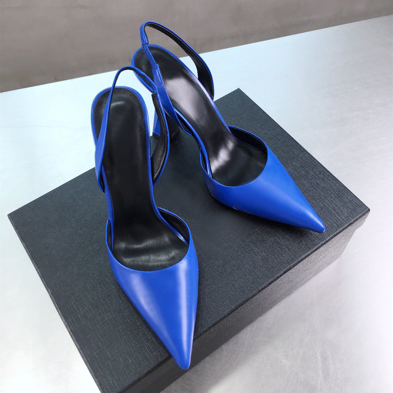 Casual Designer Sexy Lady Fashion Women Shoes Genuine leather Pointy Toe Stiletto Stripper High Heels Slingback Zapatos Mujer Prom Evening pumps Real Photo, Color 2
Casual Designer Sexy Lady Fashion Women Shoes Genuine leather Pointy Toe Stiletto Stripper High Heels Slingback Zapatos Mujer Prom Evening pumps Real Photo, Color 2