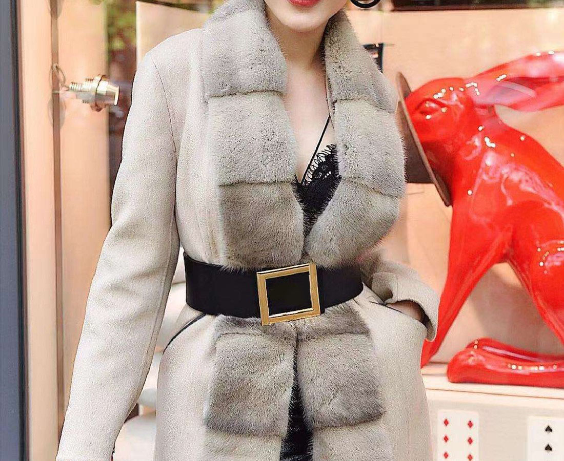 7V Designer Fashion Women Belt Genuine Leather designer women's 7cm wide belts, black, red body, gold buckle wholesale 452a, Multi
7V Designer Fashion Women Belt Genuine Leather designer women's 7cm wide belts, black, red body, gold buckle wholesale 452a, Multi