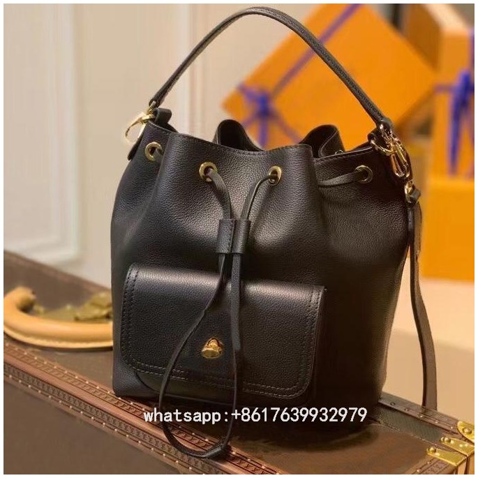 2021 Handbag Designers BB Shell Bag Crossbody Shoulder Bags Purse Wallets Clutch Totes Lock Letters Floral Geometric Handle Keychain 269, Black
2021 Handbag Designers BB Shell Bag Crossbody Shoulder Bags Purse Wallets Clutch Totes Lock Letters Floral Geometric Handle Keychain 269, Black