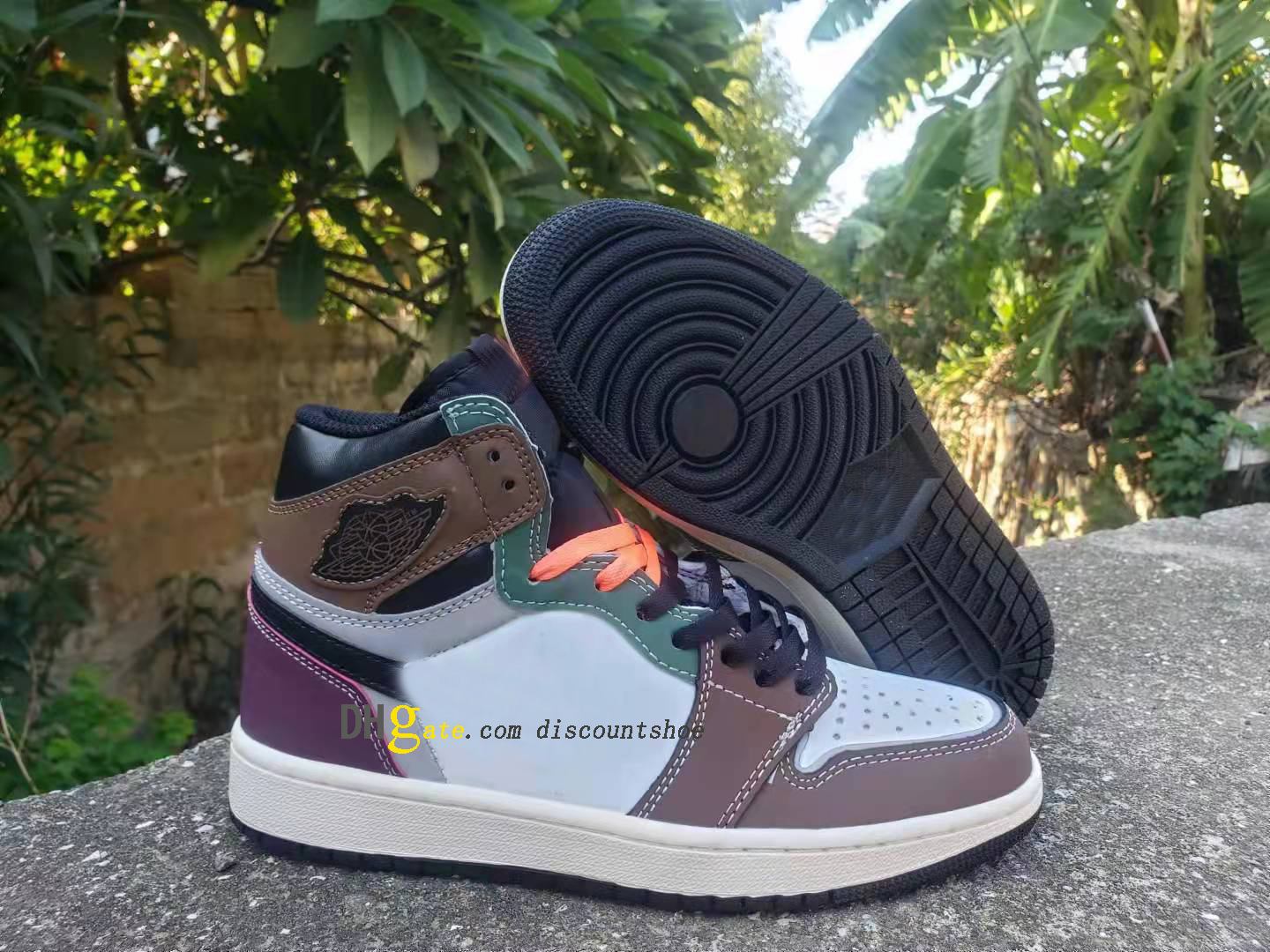 jumpman 1 High OG Hand Crafted Basketball shoes 1s Mid University Blue Hyper Royal Mocha Arctic Pink Seafoam Atmosphere Electro Orange UNC To Chicago Particle Beige, Dm3531 800
jumpman 1 High OG Hand Crafted Basketball shoes 1s Mid University Blue Hyper Royal Mocha Arctic Pink Seafoam Atmosphere Electro Orange UNC To Chicago Particle Beige, Dm3531 800