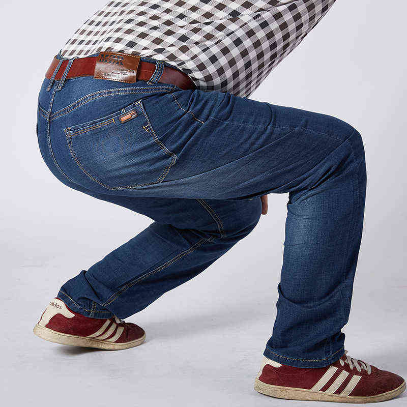 Classic Stretch Jeans Men Oversized Plus Size Big Denim Man Loose Stretch Pants 48 50 52 High Waisted Long Work Trousers Jean 211120