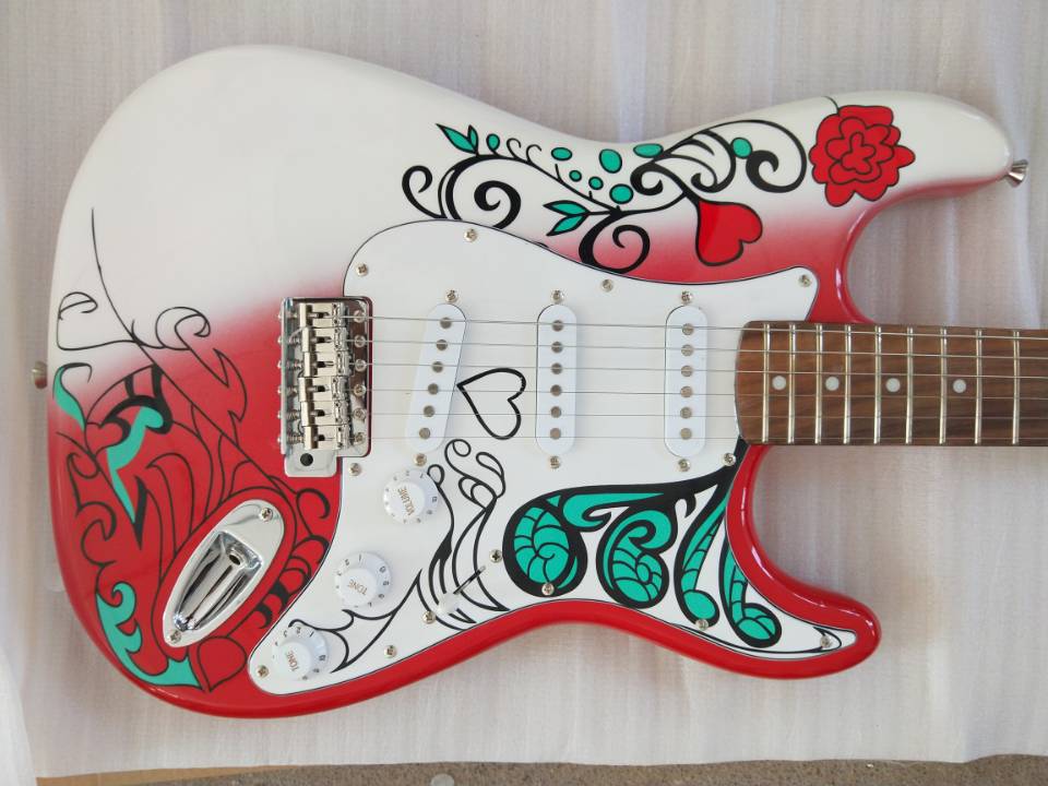 Custom Shop Jimi Hendrix's Monterey Tribute Hendrix Monterey Red White ST Electric Guitar Tremolo Bridge, Vintage Tuners
Custom Shop Jimi Hendrix's Monterey Tribute Hendrix Monterey Red White ST Electric Guitar Tremolo Bridge, Vintage Tuners