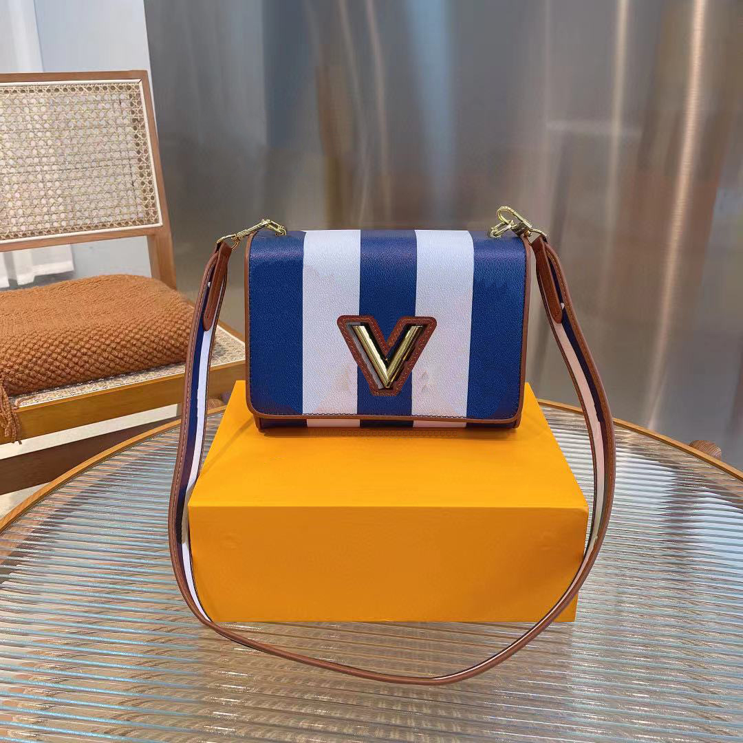 Top Chain luxury Designers Bags Messenger Split handbags 2021 fashion high quality Purse lady Genuine Leather Shoulder Bag Handbag Crossbody sarahandbags, Red
Top Chain luxury Designers Bags Messenger Split handbags 2021 fashion high quality Purse lady Genuine Leather Shoulder Bag Handbag Crossbody sarahandbags, Red
