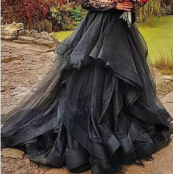 Country Long Sleeve Black Wedding Dresses Tops Lace Illusion Bodice Piping Long Bridal Gowns 2021 Vintage Gothic Wedding Dress Cheap