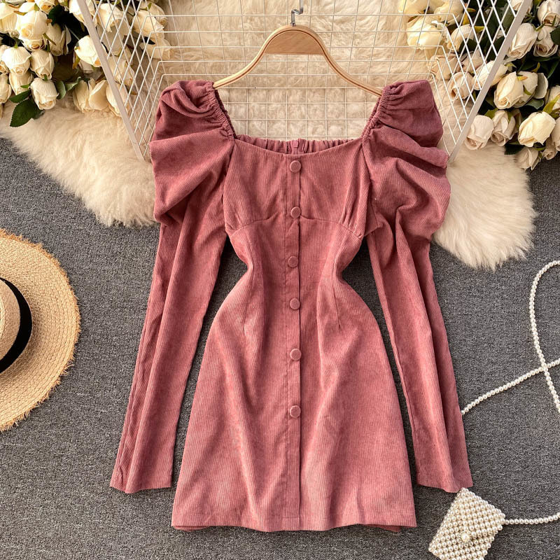 2021 New French puff sleeve temperament collar retro single-breasted slim short corduroy dress female autumn and winter all-match 013T, Black 
2021 New French puff sleeve temperament collar retro single-breasted slim short corduroy dress female autumn and winter all-match 013T, Black