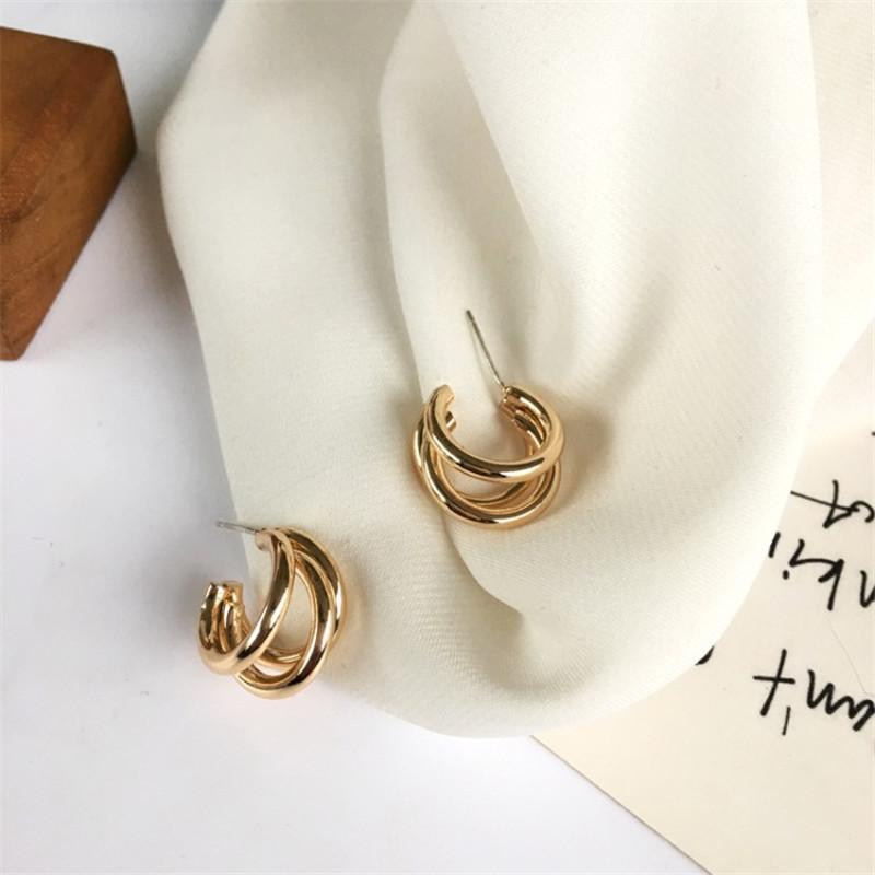 Stud 2021 Gold Dainty Three Layers Hollow Earrings For Women Minimalist Statement Bright C Shape Earring Fashion Jewelry
Stud 2021 Gold Dainty Three Layers Hollow Earrings For Women Minimalist Statement Bright C Shape Earring Fashion Jewelry