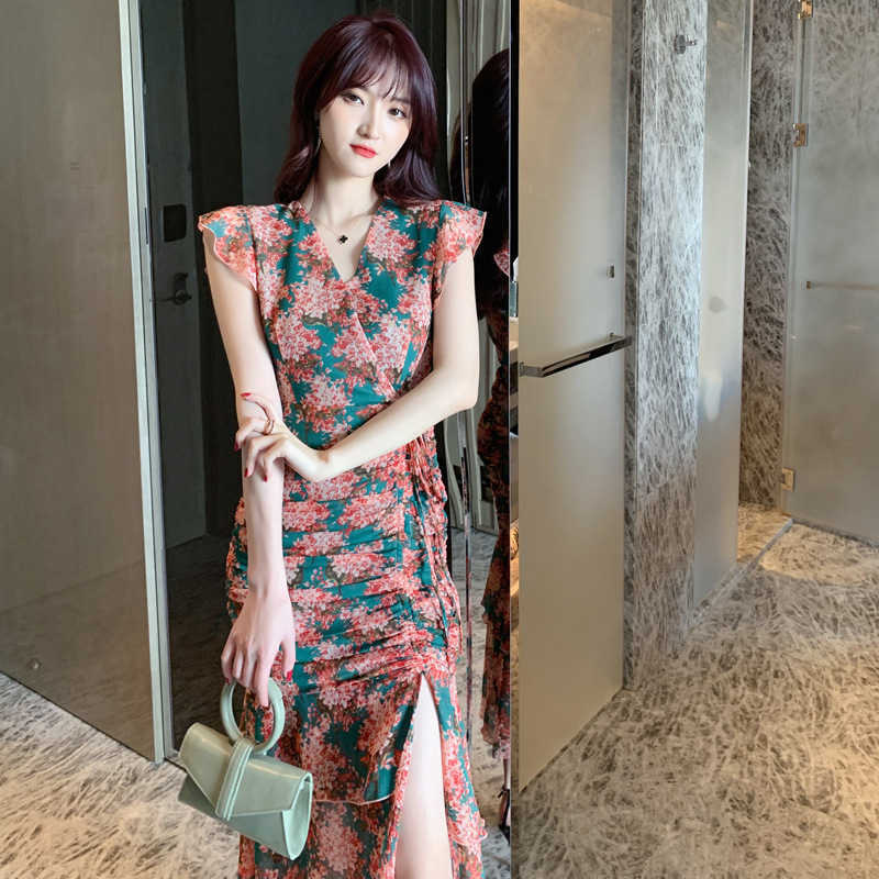 Summer women's V-neck chiffon printed fishtail pleated dress Knee-Length Sleeveless Sheath 210603, Green
Summer women's V-neck chiffon printed fishtail pleated dress Knee-Length Sleeveless Sheath 210603, Green
