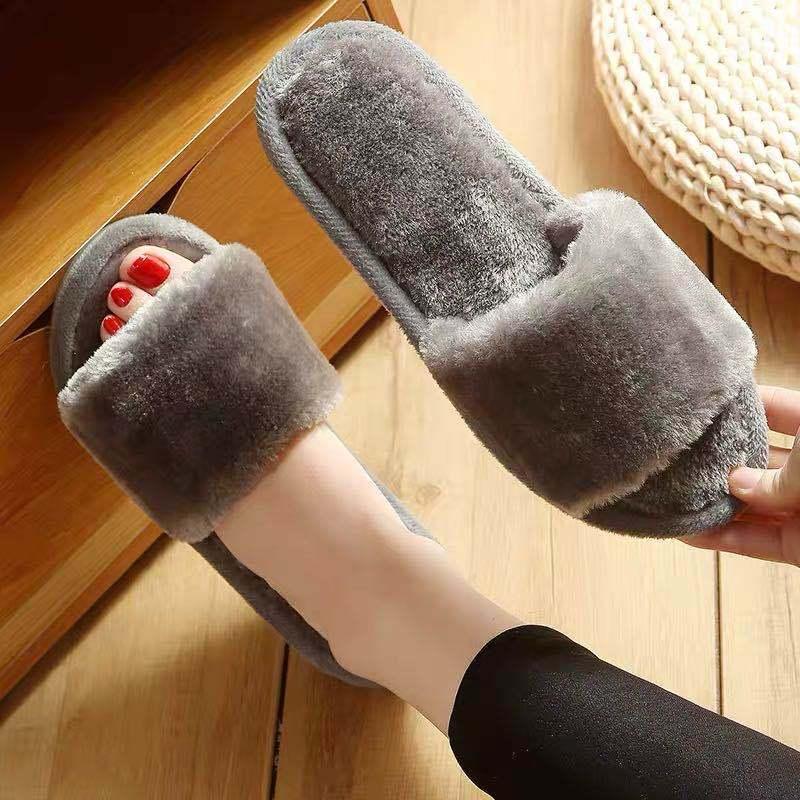 Slippers Plush Female Four Seasons Home Household Indoor Non-slip Floor One-word Shoes For Women, Black
Slippers Plush Female Four Seasons Home Household Indoor Non-slip Floor One-word Shoes For Women, Black