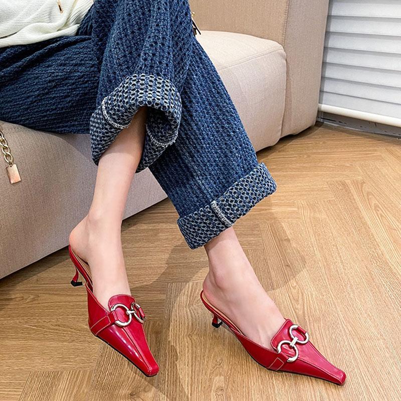 2021 Fashion Metal Buckle Women Slipper Pointed Toe Slip On Mules Shoes Ladies Thin Low Heel Outdoor Dress Slides Flip Flop, Black
2021 Fashion Metal Buckle Women Slipper Pointed Toe Slip On Mules Shoes Ladies Thin Low Heel Outdoor Dress Slides Flip Flop, Black