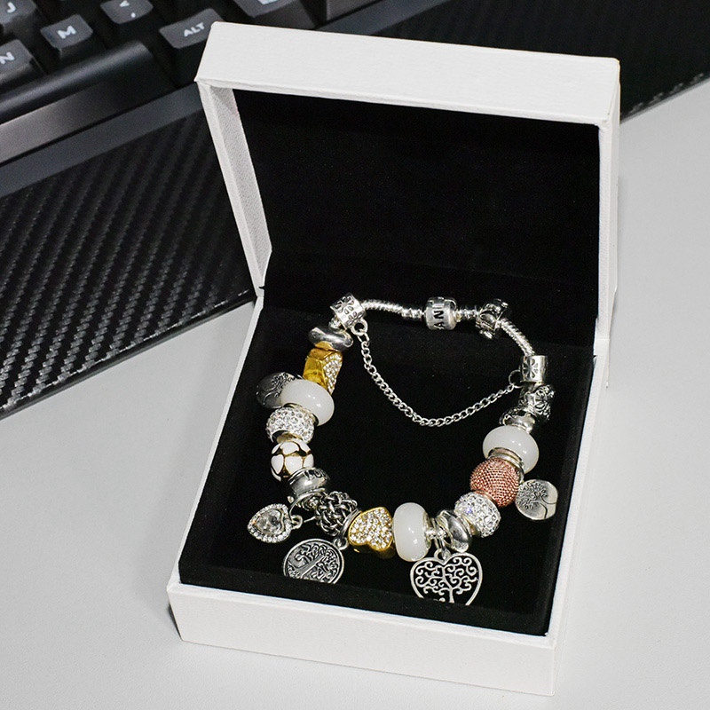 Fashion charm pendant bracelet for Pandora jewelry with silver plated original box DIY beaded bracelet gold heart-shaped CZ diamond ladies, Golden;silver
Fashion charm pendant bracelet for Pandora jewelry with silver plated original box DIY beaded bracelet gold heart-shaped CZ diamond ladies, Golden;silver