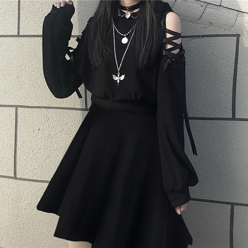 Rosetic Gothic Streetwear Black Hoodie Women Cat Ear Hooded Sweatshirt Goth Cool Hollow Ripped Hoodies Short Tops Spring 201030
