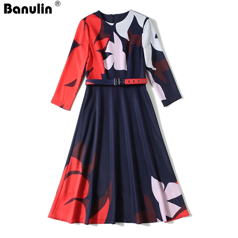 Banulin Spring Autumn Runway Floral Print O-Neck Midi Dress Women 3/4 Sleeve Vintage Blue Female with Belt 210603, Design and color
Banulin Spring Autumn Runway Floral Print O-Neck Midi Dress Women 3/4 Sleeve Vintage Blue Female with Belt 210603, Design and color