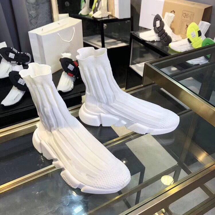 Alexander 2021 Top Quality Speed Trainer Casual Shoes Fashion Men Women Socks Triple Black White Neon Royal Prune Lighting Comfortable Sports Sneakers, Choose the color
Alexander 2021 Top Quality Speed Trainer Casual Shoes Fashion Men Women Socks Triple Black White Neon Royal Prune Lighting Comfortable Sports Sneakers, Choose the color