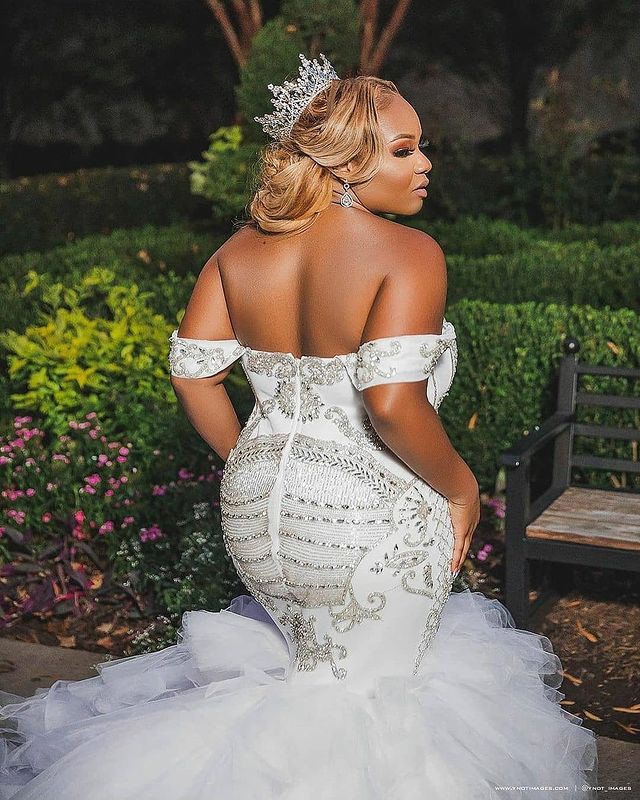 2021 Plus Size Arabic Aso Ebi Luxurious Beaded Crystals Wedding Dresses Mermaid Sexy Bridal Dresses Tulle Wedding Gowns ZJ225