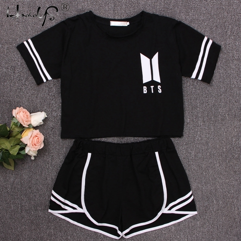 New Style Exposed Navel Pajamas Sets Women Two Piece Pyjamas Sets Summer Sleepwear Short Sleeve Top and Shorts Set Home Clothing 210203