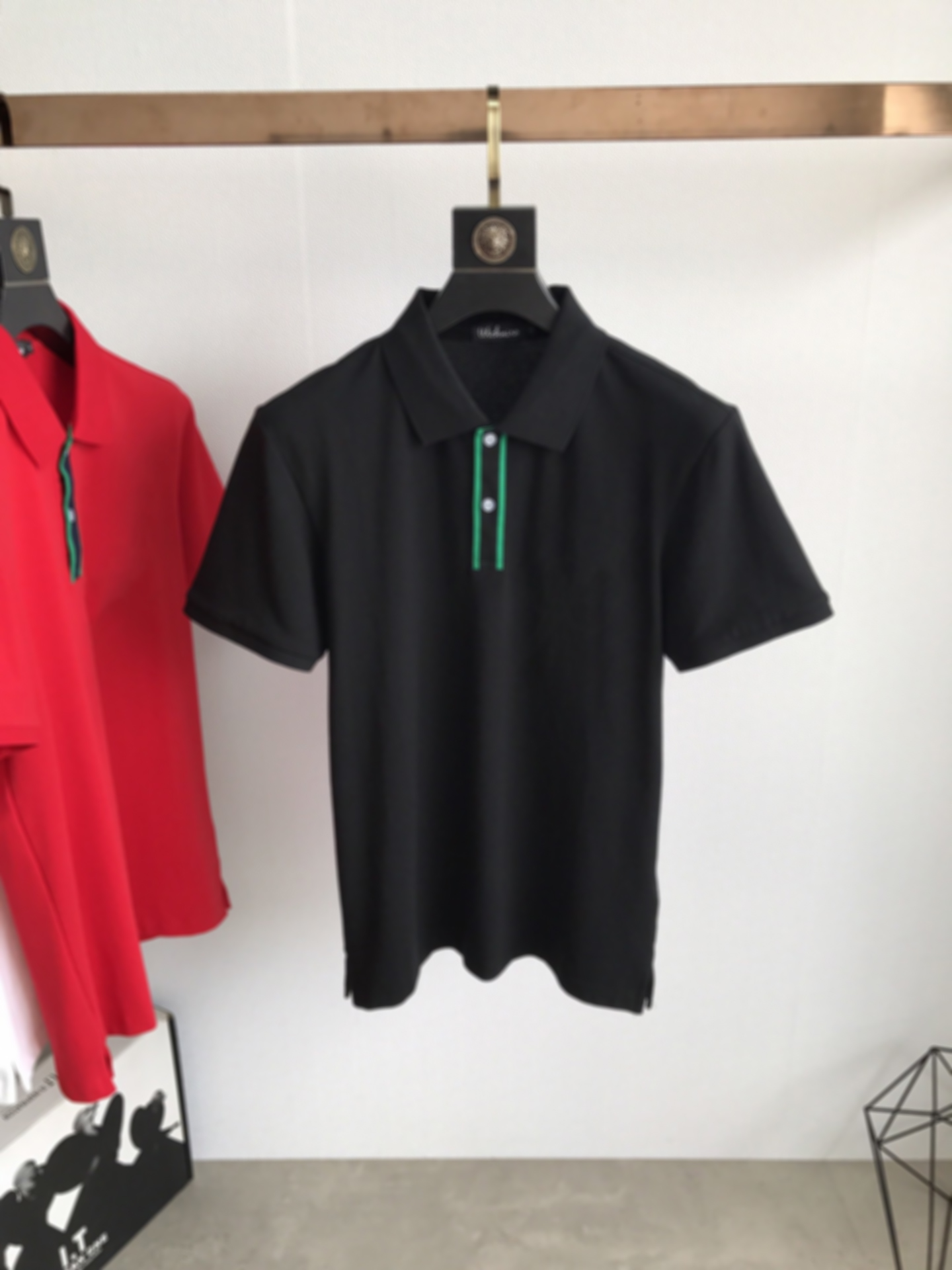 2021 European spring and summer latest fashion breathable comfortable printing casual cotton Italian men's T-shirt men's black POLO shirt, White;black
2021 European spring and summer latest fashion breathable comfortable printing casual cotton Italian men's T-shirt men's black POLO shirt, White;black