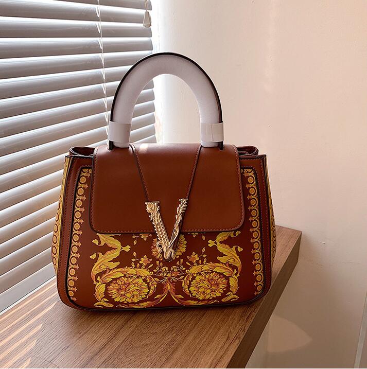 wholesale women shoulder bags elegant atmosphere graffiti painted handbag large color matching leather handbags sweet printing fashion messenger bag 6 colors
wholesale women shoulder bags elegant atmosphere graffiti painted handbag large color matching leather handbags sweet printing fashion messenger bag 6 colors