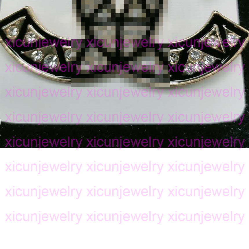 New Arrival Luxury Pearl Brooches Fashion Designer Brooch Alloy Letter Brooches Pins Jewelry for Women for Gift Free Shipping, Gray
New Arrival Luxury Pearl Brooches Fashion Designer Brooch Alloy Letter Brooches Pins Jewelry for Women for Gift Free Shipping, Gray