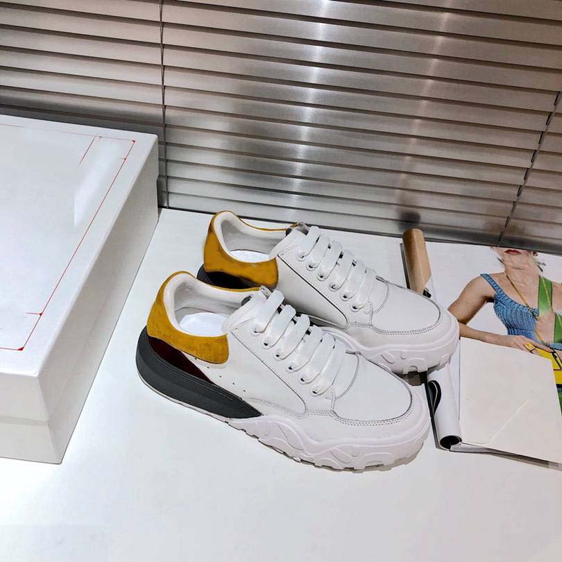 2021 designer womens shoes white leather court Oversized Trainers it sneaker shoe trainer nappa suede tail for woman platform Daddy
2021 designer womens shoes white leather court Oversized Trainers it sneaker shoe trainer nappa suede tail for woman platform Daddy